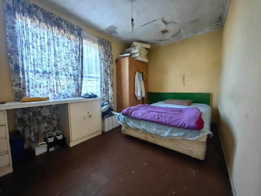 3 Bedroom Property for Sale in Lentegeur Western Cape